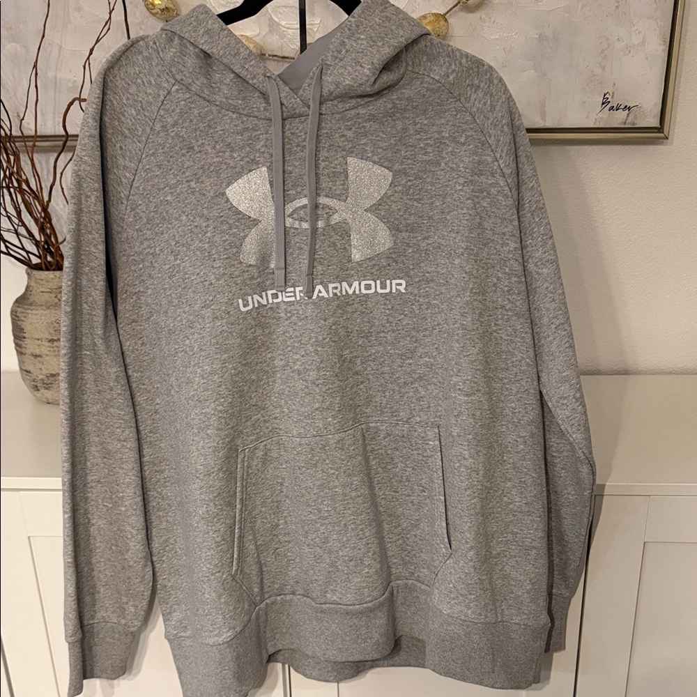 Under Armour Women's Gray Crewneck Logo Hoodie